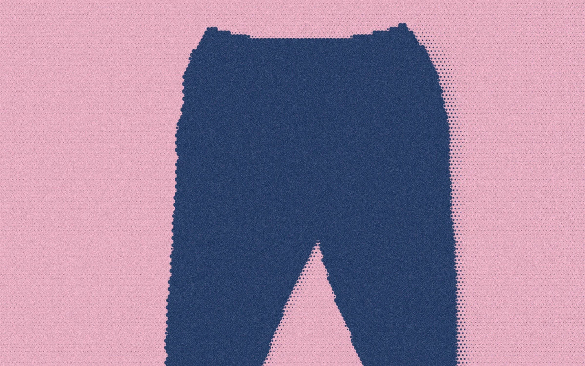 The Everyday Kids Jogger in Washed Black detail with a bold duotone Paper halftone treatment